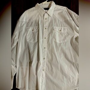 White wrangler pearl snap XL